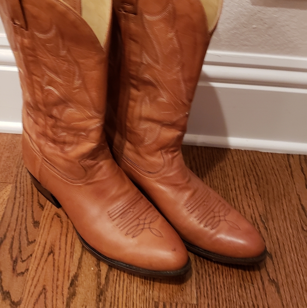 Men's Stetson Maverick Boots Round Toe Handcrafted